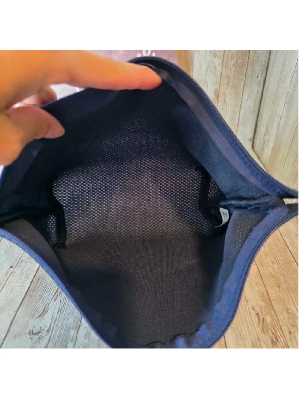 Women's Unbranded Navy Blue Mesh Cosmetic Bag NWOT